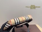 Burberry Crossbody Waist Bag Minimalist, Casual Comfortable And Vibrant - Image 4