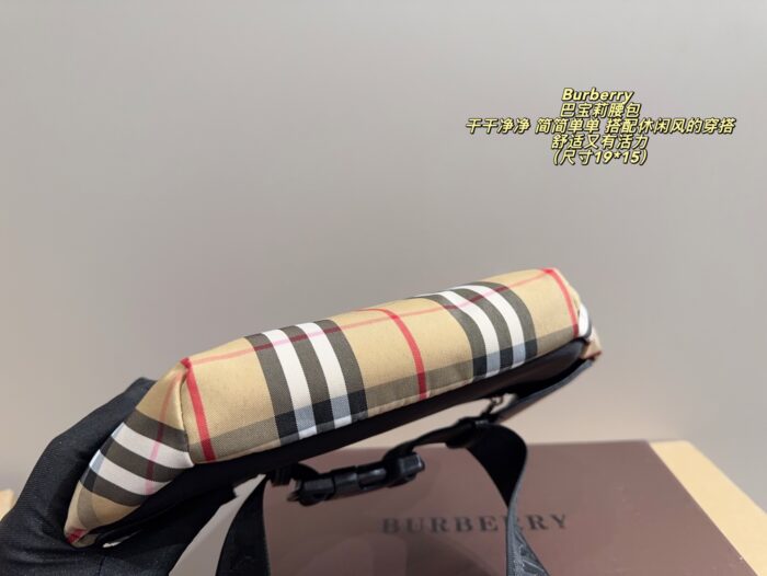 Burberry Crossbody Waist Bag Minimalist, Casual Comfortable And Vibrant - Image 4