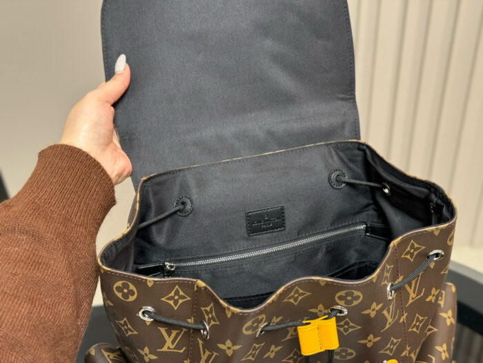 Louis Vuitton Classic Fabric Backpack Sophisticated And Elegant Comfortable To The Touch - Image 4