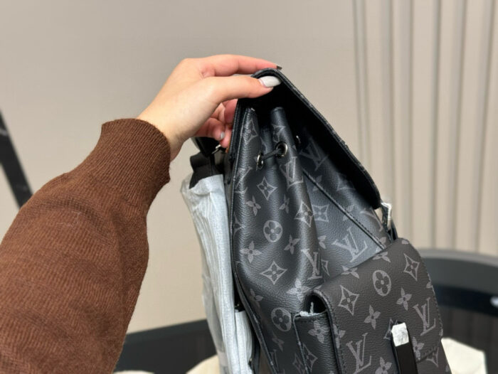 Louis Vuitton Backpack Classic Fabric Superb Handfeel Understated Elegance - Image 7