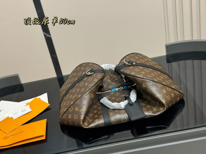 Louis Vuitton Keepall Travel Bag: Practical, Spacious, And Stylish - Image 9