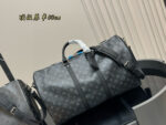 Louis Vuitton Keepall Travel Bag Practical, Large-Capacity Business & Gym Bag - Image 5
