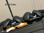 Louis Vuitton Keepall Travel Bag Practical, Large-Capacity Business & Gym Bag - Image 9