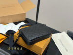 Louis Vuitton Men'S 3-In-1 Multi-Wear Style Authentic Factory-Direct Goods - Image 5