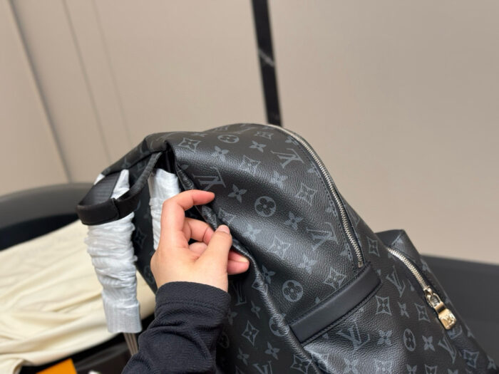 Louis Vuitton Discovery Backpack Spacious Casual Business Backpack For Men Stylish And Cool - Image 6