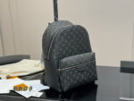 Louis Vuitton Discovery Backpack Casual And Business-Appropriate With Generous Capacity - Image 5