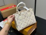 Louis Vuitton On The Go Jungle Shopping Bag Hidden Shoulder Strap For Single-Shoulder Or Hand-Carry Use - Image 2