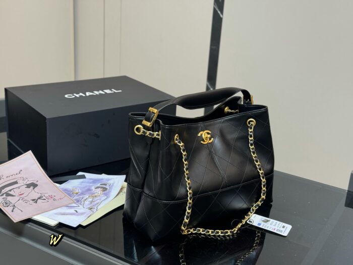 Chanel 25A Vertical Suede Tote Bag Mellard Colour Palette Handheld Or Underarm Carry Effortlessly Relaxed - Image 1