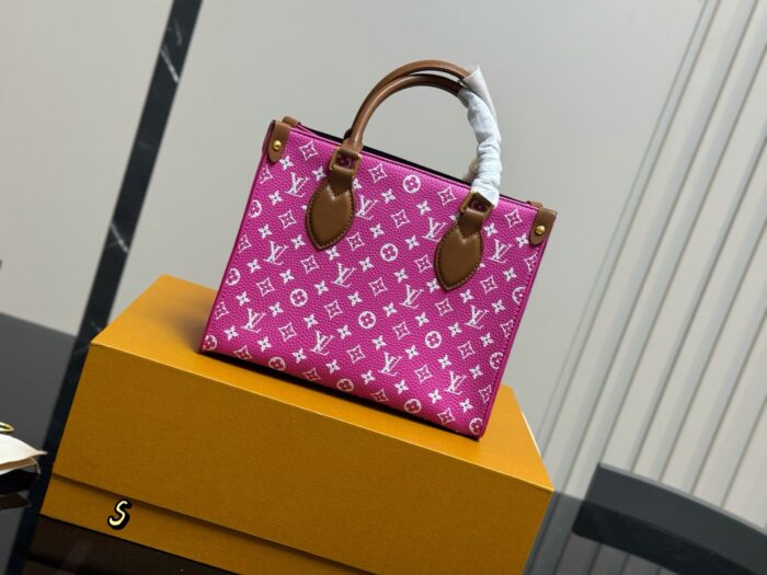 Louis Vuitton On The Go Jungle Calfskin Shopping Tote Hidden Shoulder Strap Single-Shoulder Or Hand-Carry Includes Folding Box - Image 2
