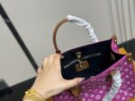 Louis Vuitton On The Go Jungle Calfskin Shopping Tote Hidden Shoulder Strap Single-Shoulder Or Hand-Carry Includes Folding Box - Image 4