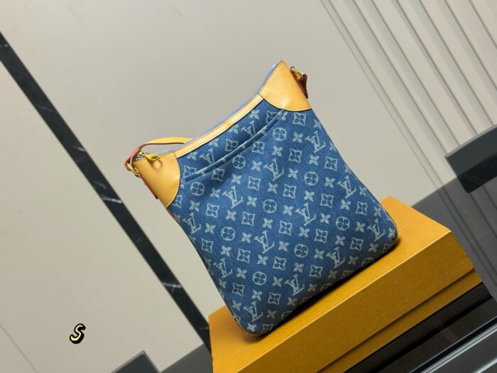 Louis Vuitton Denim Series Bag Soft, Stain-Resistant And Stylish Ample Capacity - Image 1