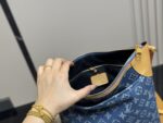 Louis Vuitton Denim Series Bag Soft, Stain-Resistant And Stylish Ample Capacity - Image 4