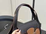 Prada Vintage Hobo Underarm Bag Stylish And Versatile - Image 3
