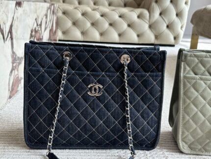 Chanel Denim Tote Shopping Bag Diamond Quilting With Silver Chain Logo Generous Capacity For Commuting And Travel