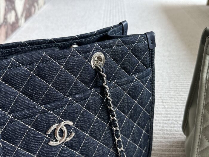 Chanel Denim Tote Shopping Bag Diamond Quilting With Silver Chain Logo Generous Capacity For Commuting And Travel - Image 2