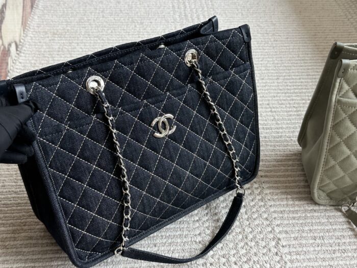 Chanel Denim Tote Shopping Bag Diamond Quilting With Silver Chain Logo Generous Capacity For Commuting And Travel - Image 5