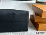 Louis Vuitton Onthego Embossed Cowhide Handbag With Box - Image 4