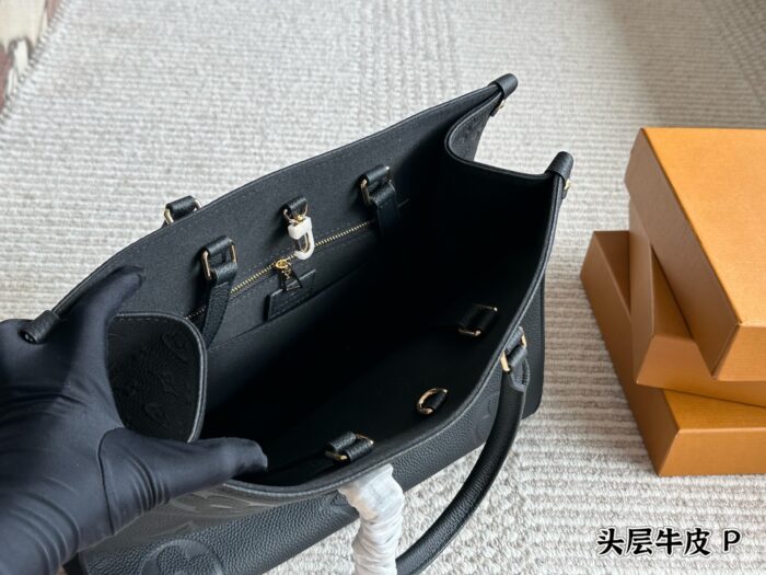Louis Vuitton Onthego Embossed Cowhide Handbag With Box - Image 9