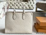 Louis Vuitton Onthego Embossed Cowhide Handbag With Box - Image 12