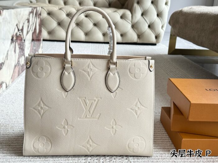 Louis Vuitton Onthego Embossed Cowhide Handbag With Box - Image 12