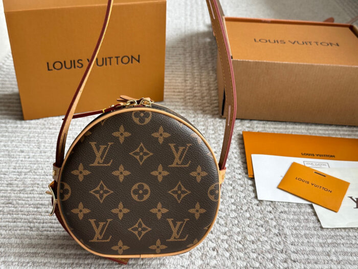 Louis Vuitton Round Bag - Soft & Spacious - Non-Marketplace Edition - Image 5