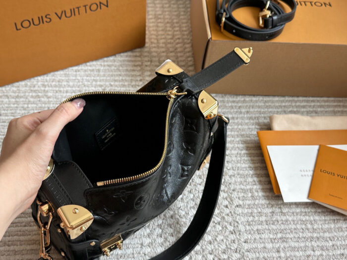 Louis Vuitton Trunk Replica Edition Runway Soft Case Timeless Bestseller - Image 7