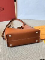 Tod'S Replica Edition Cowhide Shoulder Tote Bag Minimalist And Practical Lightweight And Durable - Image 9