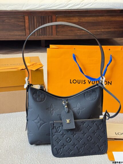 Louis Vuitton Carryall Shoulder Bag Open-Top Magnetic Closure Generous Capacity Wide Shoulder Strap Full-Grain Calf Leather