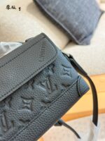 Louis Vuitton Steamer East West Classic Monogram Magnetic Clasp Taurillon Calfskin Embossed Mini Crossbody Tote Unisex Style - Image 4
