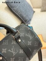 Louis Vuitton Keepall Xs Black Monogram Chip-Equipped Versatile Bag - Image 7