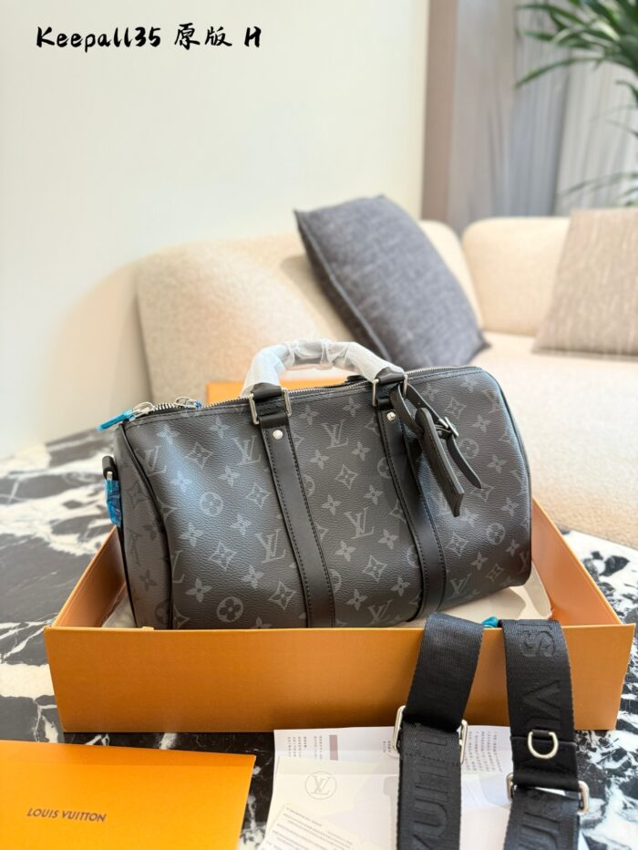 Louis Vuitton Keepall 35 Pvc Monogram Unisex Large Capacity Everyday Gym Bag - Image 2