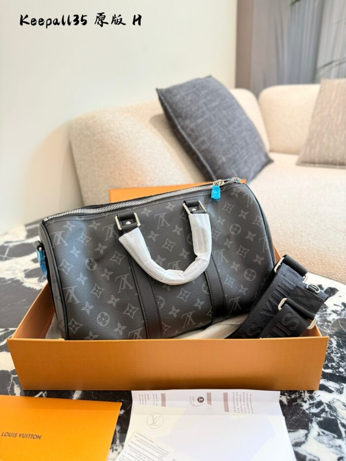 Louis Vuitton Keepall 35 Pvc Monogram Unisex Large Capacity Everyday Gym Bag - Image 5