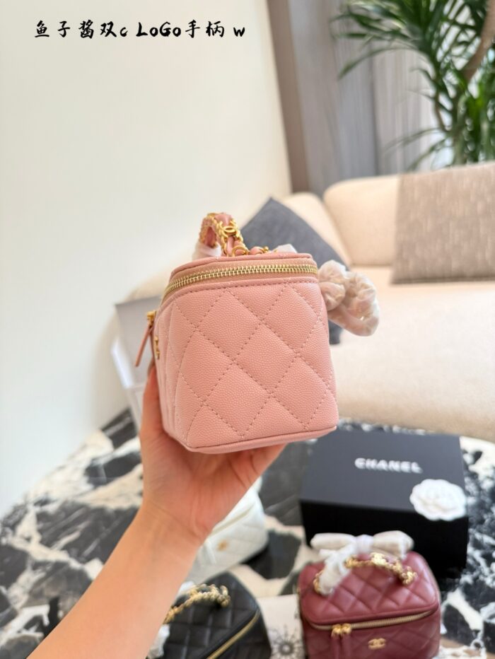 Chanel 25B Double C Handle Crocodile-Embossed Long Box Bag - Image 3