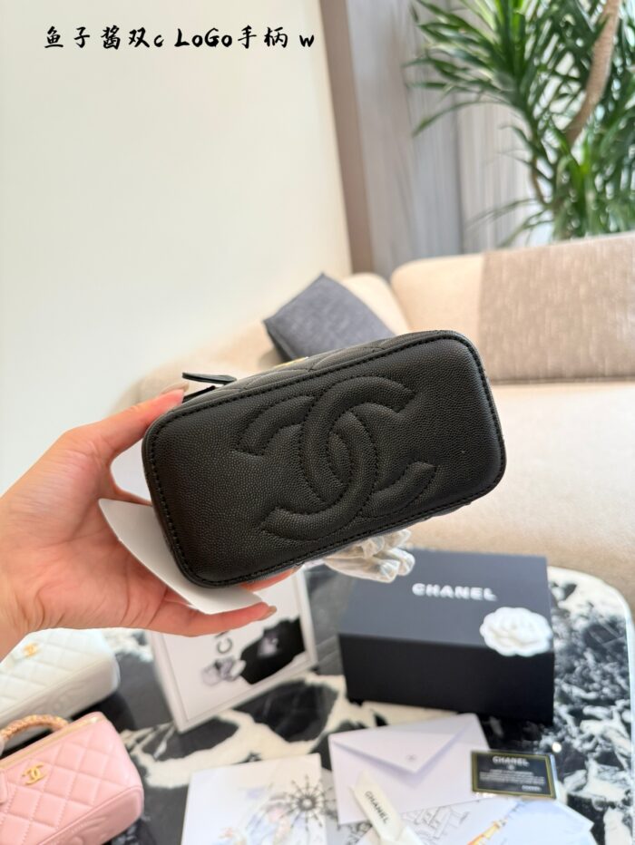 Chanel 25B Double C Handle Lychee Leather Long Box Bag - Image 6