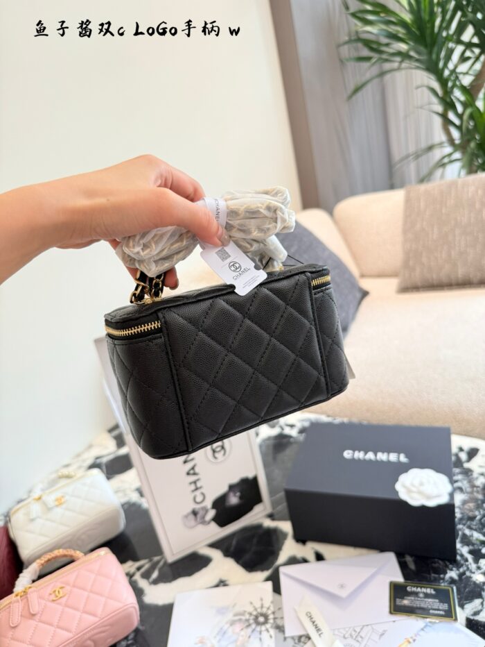 Chanel 25B Double C Handle Lychee Leather Long Box Bag - Image 7