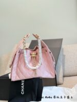 Chanel 25Ss 25Bag Medium Black Gold Grained Leather Bag With Added Mini Pocket And Leather Pad – Practical And Comfortable - Image 8