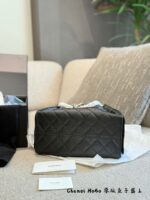 Chanel 25Ss 25Bag Medium Black Gold Grained Leather Bag With Added Mini Pocket And Leather Pad – Practical And Comfortable - Image 16