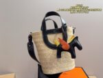 Hermès Woven Pig Nose Shopping Basket Minimalist, Fashionable, Versatile Commuter Tote - Image 2