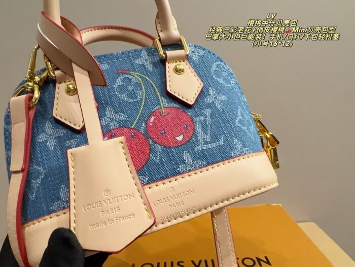 Louis Vuitton Cherry Shell Bag Tri-Colour Monogram With Playful Cherries Mini Shell Silhouette Chain Shoulder Strap For Underarm Or Crossbody Carry Surprisingly Spacious - Image 4
