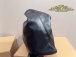 Loewe Squeeze Lambskin Underarm Handbag With Adjustable Chain Crossbody Strap - Image 5