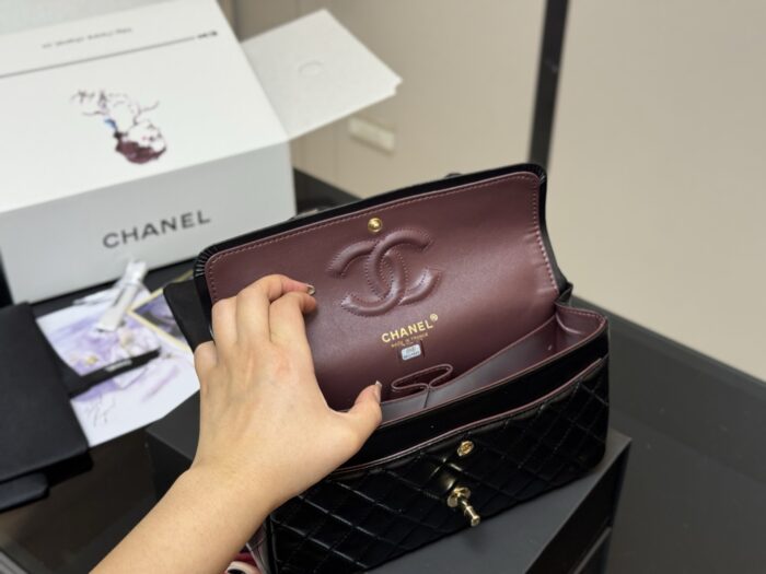 Chanel Cf Premium Genuine Lambskin Shoulder Bag Essential For All Seasons - Image 4