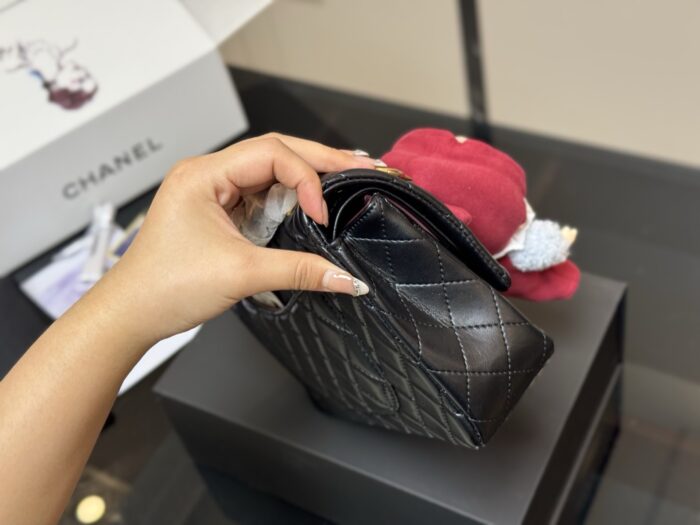 Chanel Cf Premium Genuine Lambskin Shoulder Bag Essential For All Seasons - Image 6