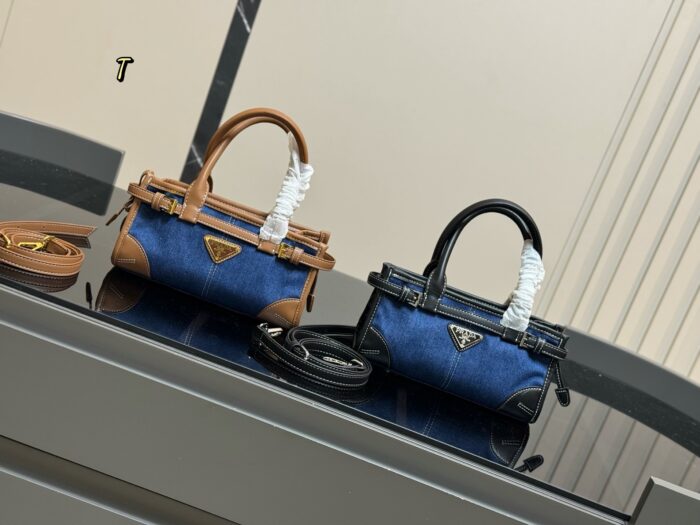 Prada Canvas Soft Lux Underarm Bag Generous Capacity Perfect For Banquets And Parties - Image 2