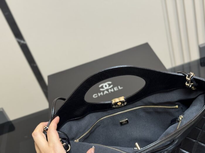 Chanel Bag Genuine Leather Foldable Box Quilted Pattern Durable Premium Quality - Image 5