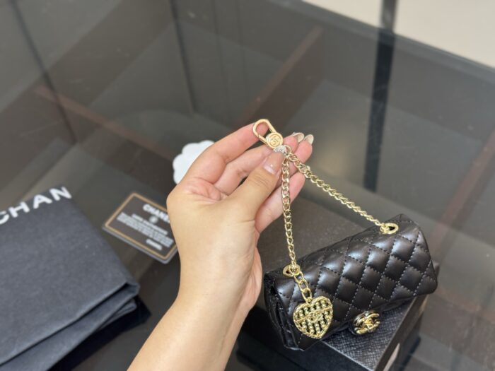 Chanel Mini Cf Pendant Bag Quadri-Stitched Heart Charm - Image 2