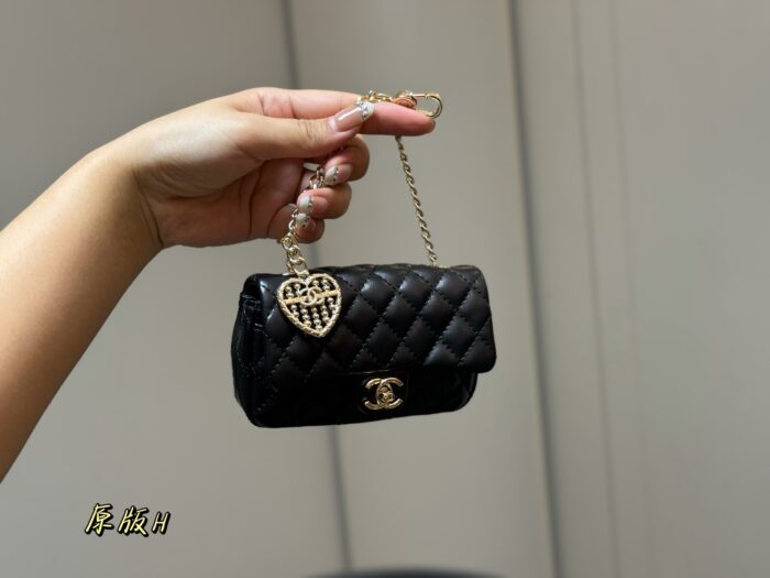Chanel Mini Cf Pendant Bag Quadri-Stitched Heart Charm - Image 8