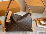 Louis Vuitton Trunk Large Luggage Timeless Bestseller Ultra-Chic Complete Packaging
