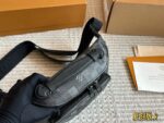 Louis Vuitton Black Knight Series Men'S Waist Bag/Chest Bag - Full Grain Leather Commuter Bag - Image 3