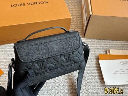 Louis Vuitton Steamer Black Leather Versatile Men'S Bag