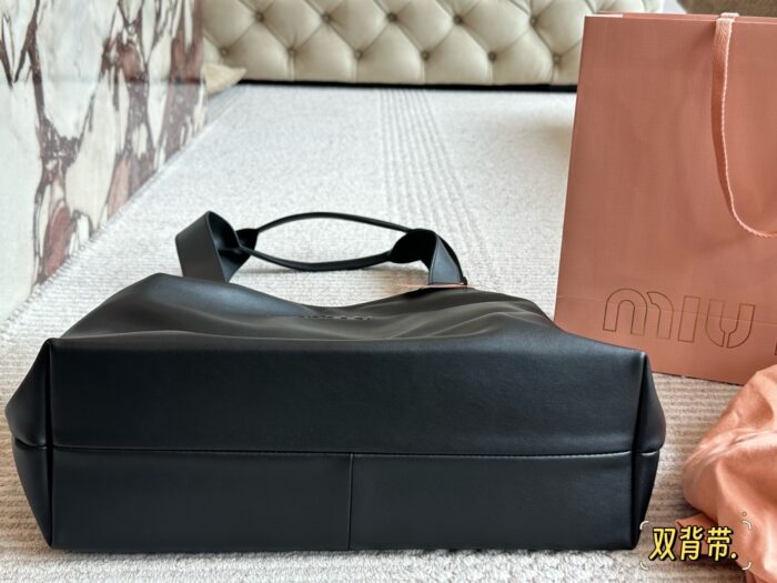 Miu Miu Tote Runway-Inspired Leather Tote With Dual Straps And Generous Capacity - Image 7